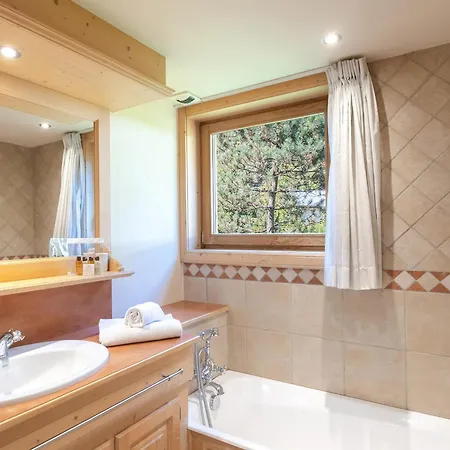 Duplex 3 Etoiles Au Coeur De Avec Parking - Fr-1-343-175 דירה