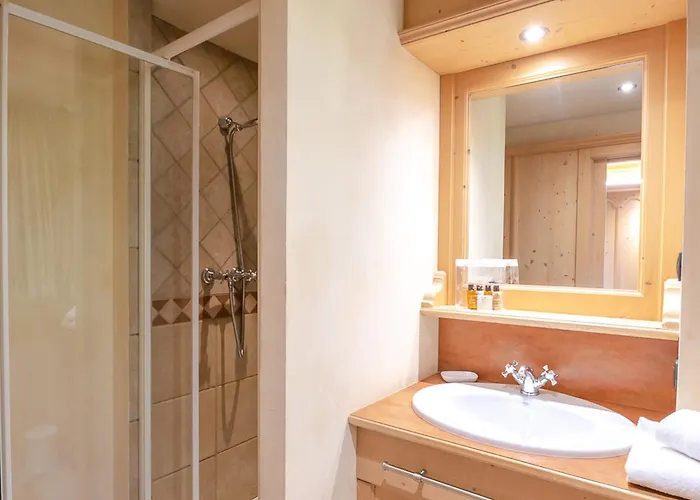 Duplex 3 Etoiles Au Coeur De Avec Parking - Fr-1-343-175