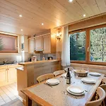 Duplex 3 Etoiles Au Coeur De Avec Parking - Fr-1-343-175